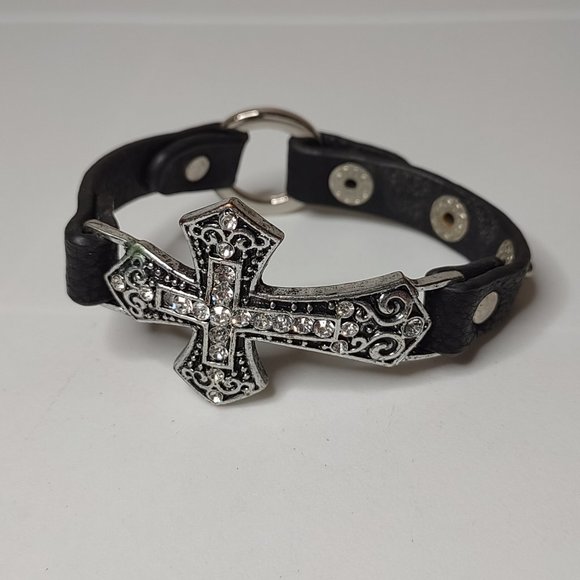 Very Awesome Black Bracelet With Cross - Picture 1 of 9